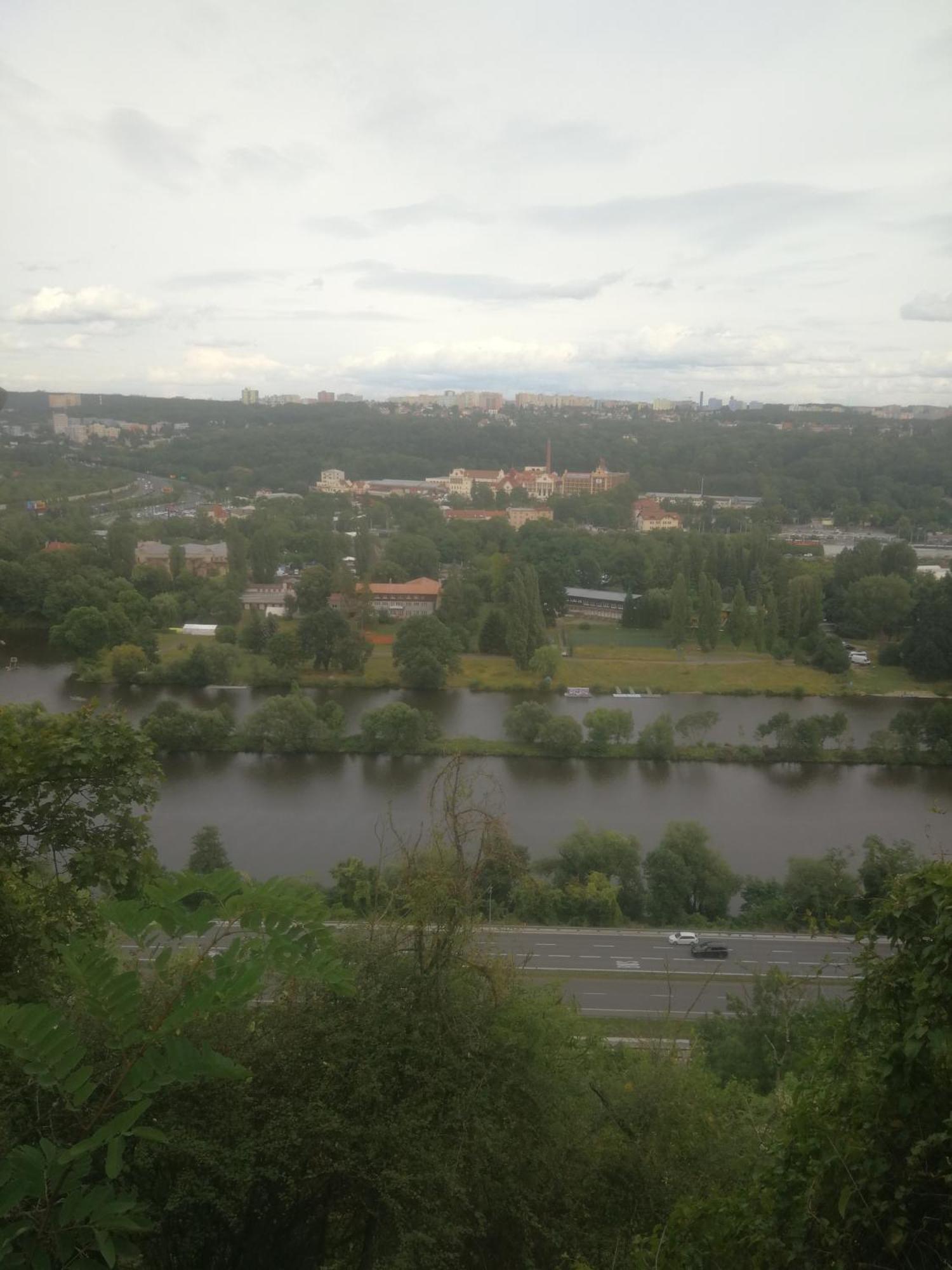 Villa Barrandov Pokoj 3 布拉格 外观 照片